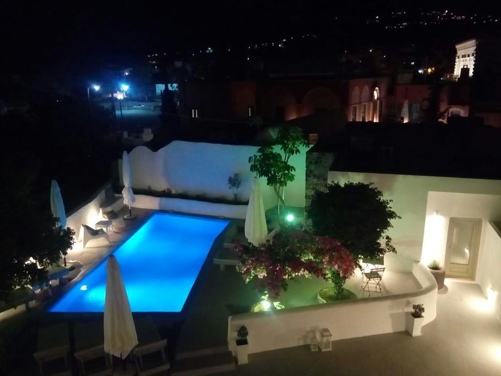 Villa Luxl Fira (Santorini) Exterior foto